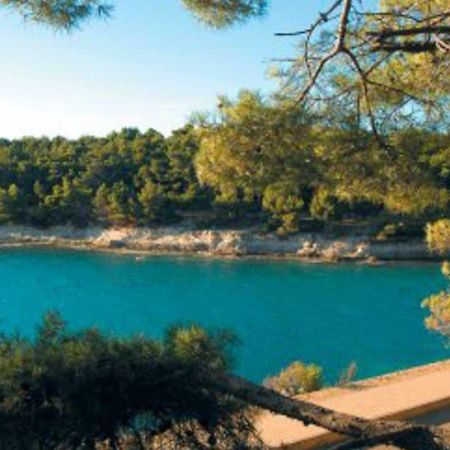 Leut Apartment, 3min beach, 15min center Pula Exterior foto