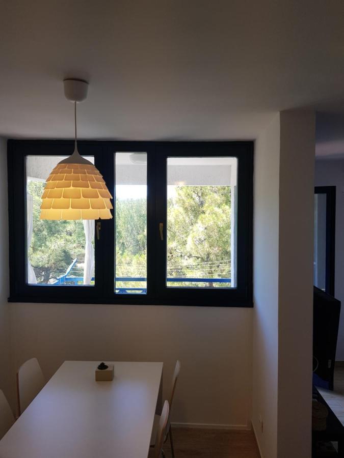 Leut Apartment, 3min beach, 15min center Pula Exterior foto
